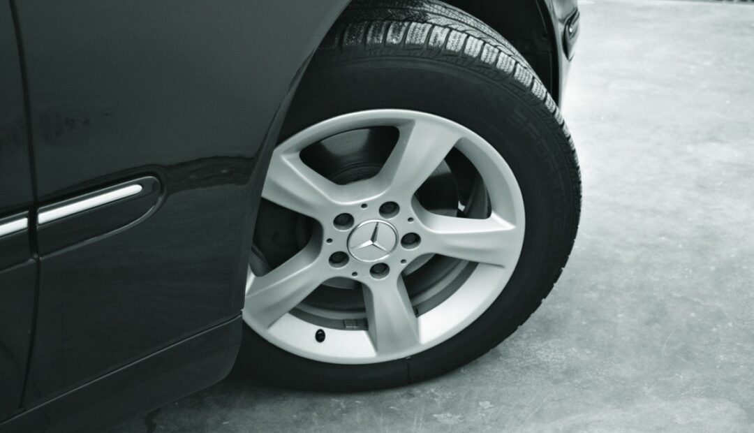 Comment choisir ses pneus? Types, tarifs, prix et conseils
