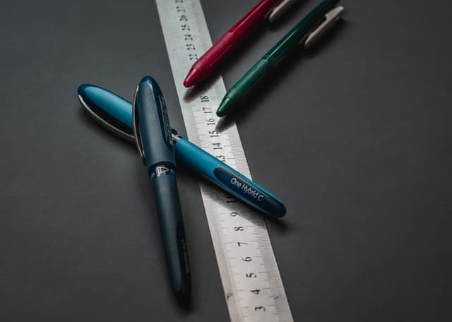 Comment personnaliser son stylo publicitaire pour entreprise ?