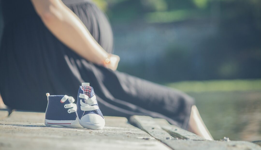 Quels sont les conseils pour un long trajet en voiture pour une femme enceinte ?