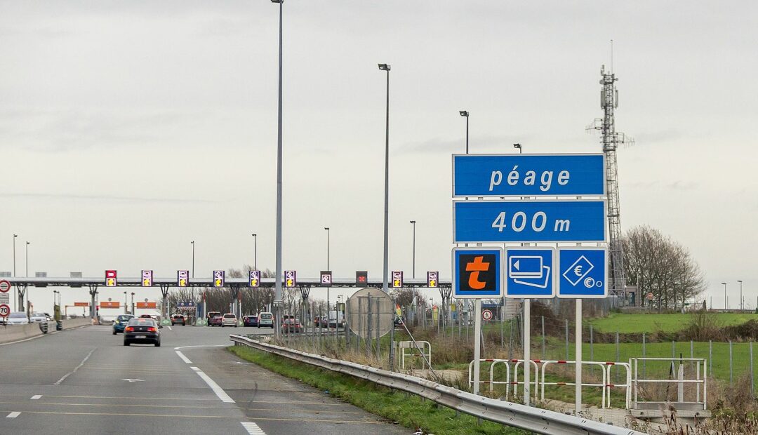 Comment estimer le coût des péages lors d’un trajet en voiture ?
