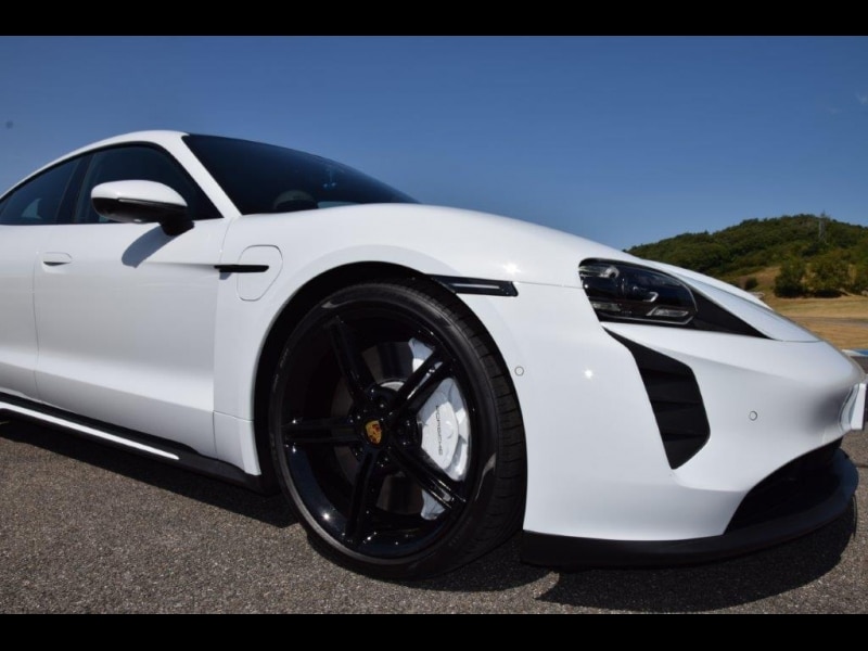 3 bonnes raisons de suivre un stage de pilotage de Porsche au Mans