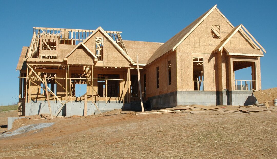 Faire construire votre maison à ossature bois : 3 conseils