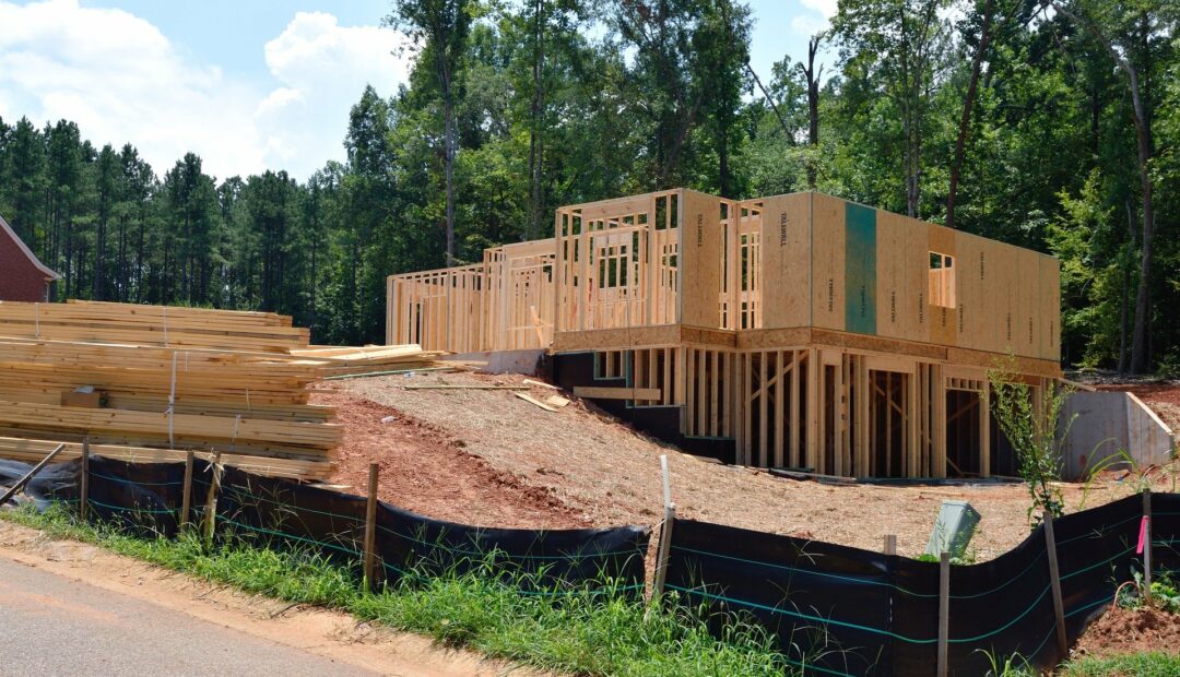 Projet immobilier : comment savoir si un constructeur de maison est sérieux ?