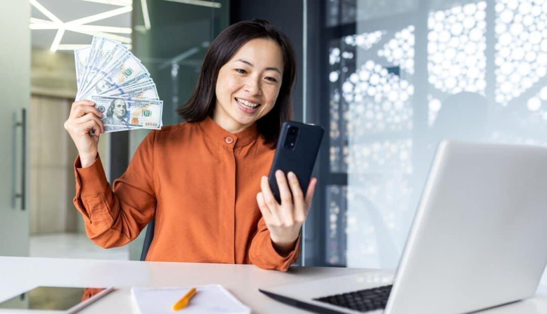 Banques en ligne VS établissements traditionnels : quel impact sur notre rapport à l’argent ?